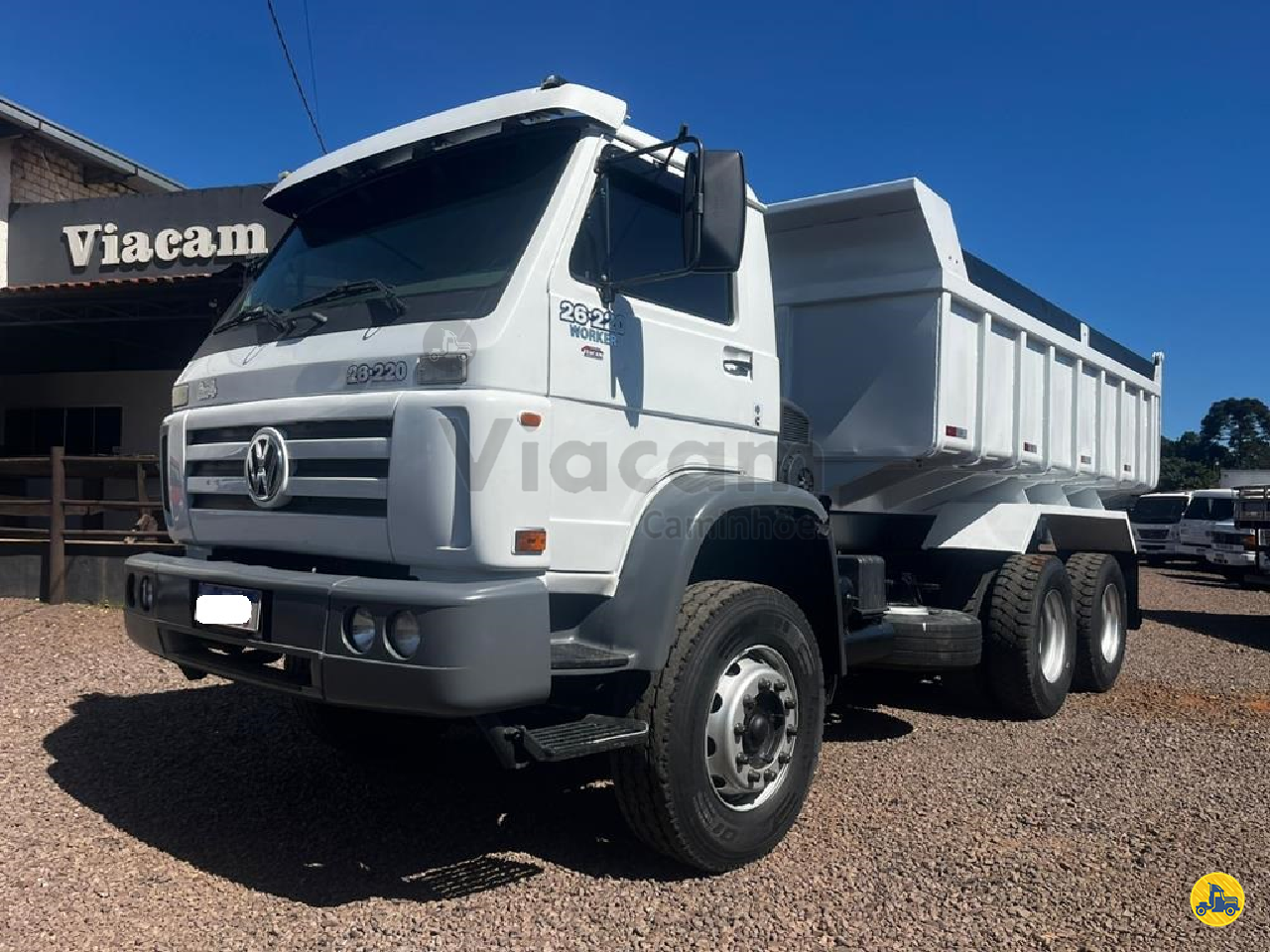 CAMINHAO VOLKSWAGEN VW 26220 Caçamba Basculante Truck 6x4 Viacam Caminhões CASCAVEL PARANÁ PR